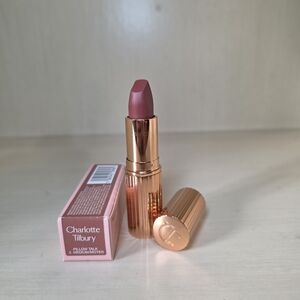 Charlotte Tilbury Pillow Talk Lipstick — Medium Moyen